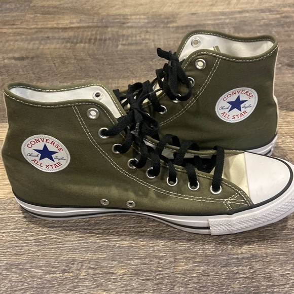 Converse Other - Custom Converse High Tops Mens Size 10